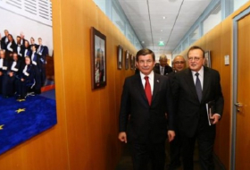 Premier Davutoglu: “Keine Visafreiheit, kein EU-Abkommen”